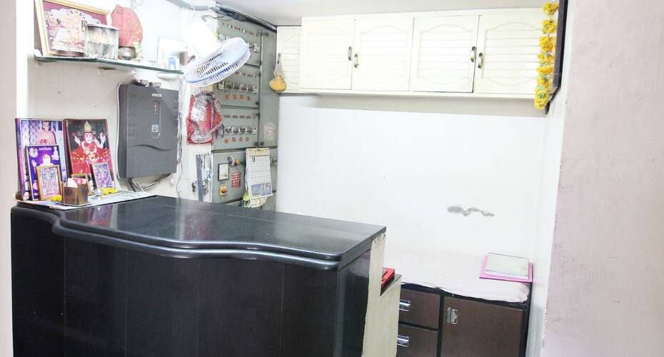 Hotel Khushboo, Ahmedabad 4